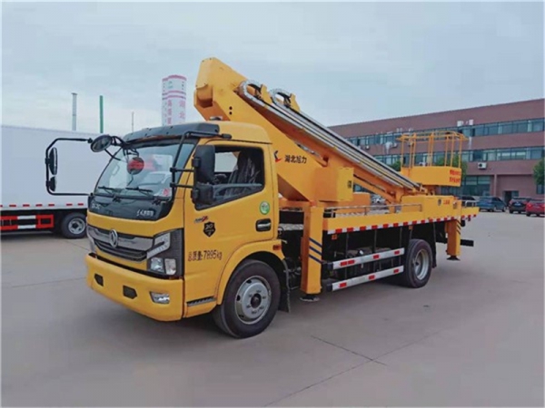 國(guó)六東風22米高空作業車