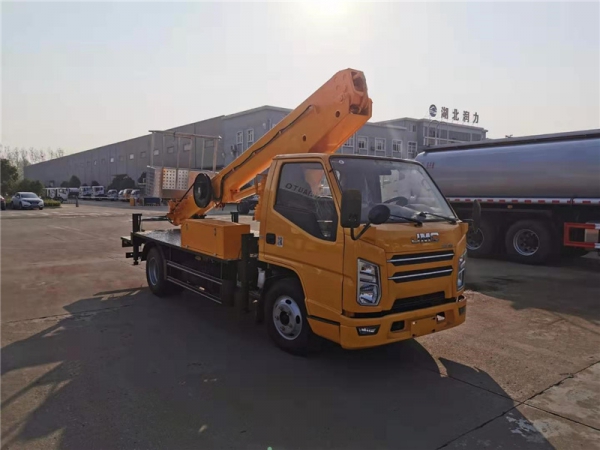 國(guó)六江鈴順達藍牌17.5米直臂伸縮式高空作業車