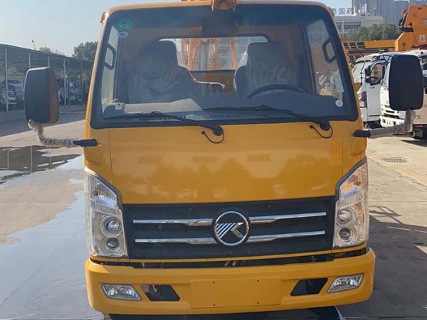 國(guó)六華通凱馬汽油高空作業車